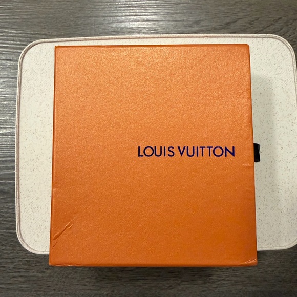 Belt - Picture 10 of 11